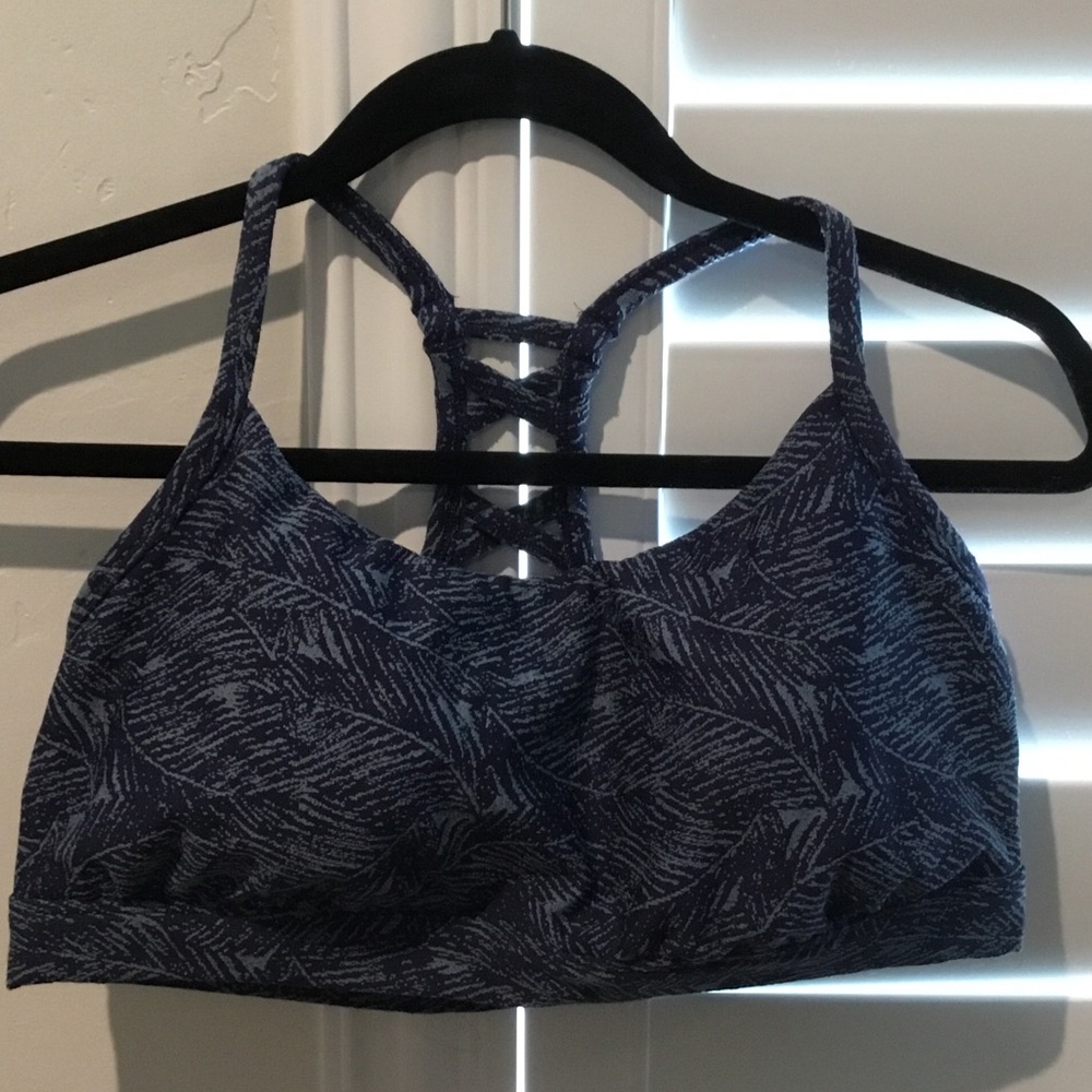 all in motion Navy Leaf-Print Strappy Back Sports Bra